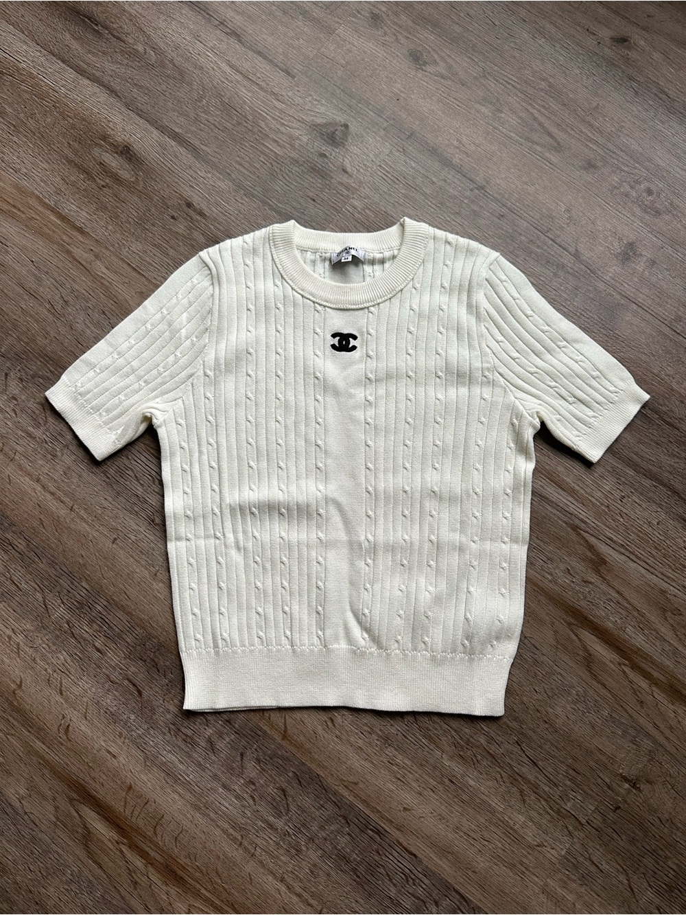 CHANEL Ivory Short-sleeve Knit top